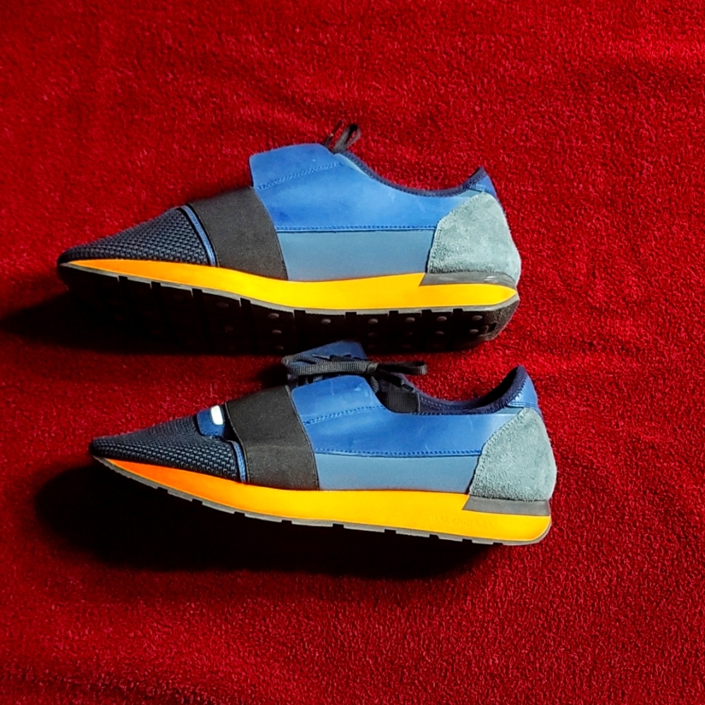 Luxury tennis shoes